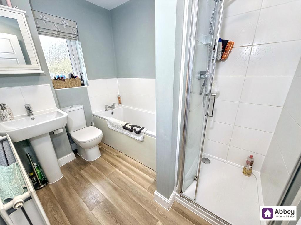 Ensuite Bathroom