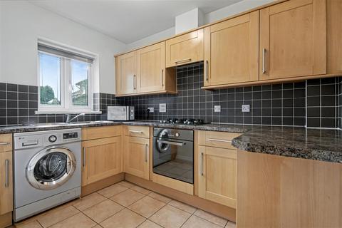 3 bedroom end of terrace house to rent, Portreath Drive, Horeston Grange