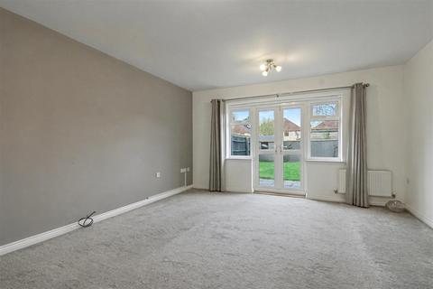 3 bedroom end of terrace house to rent, Portreath Drive, Horeston Grange