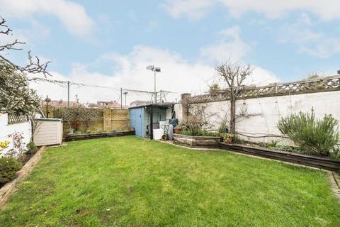 4 bedroom house for sale, Mount Ephraim Lane, London SW16