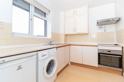 2 bedroom flat for sale, Rugby Road, Worthing