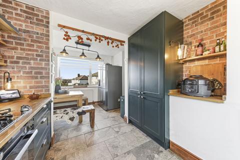 undefined, Markham Avenue, Leeds, LS19