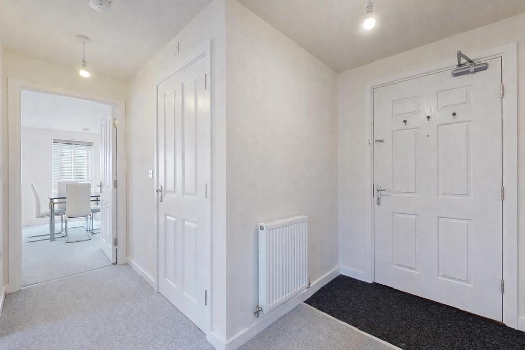 1737 C2 DB-9604-4 A31-BA49-C2 F815 BEEA80.png