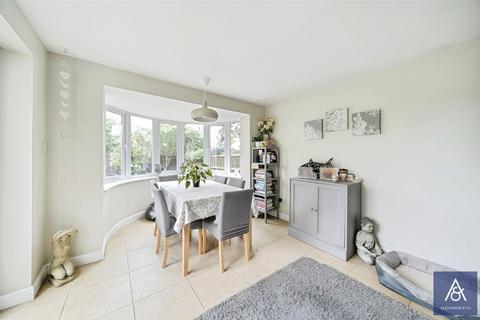 undefined, John Clare Close, Brackley NN13