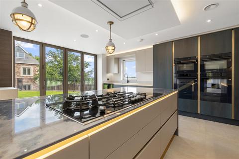 5 bedroom detached house for sale, Oak Grove, Aldridge WS9