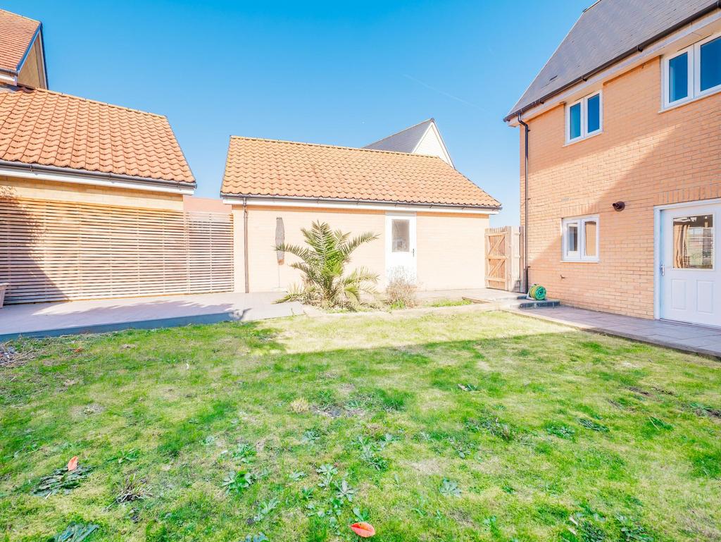 Landscaped Rear Garden