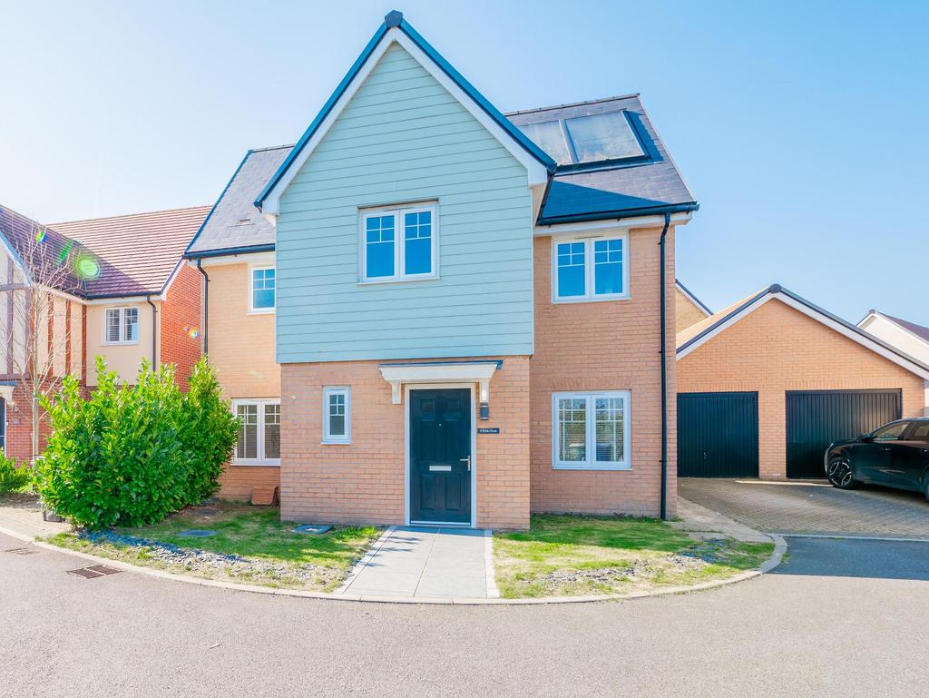 Detached garage and off-street parking