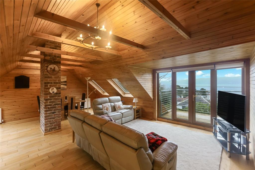 Upper Lounge