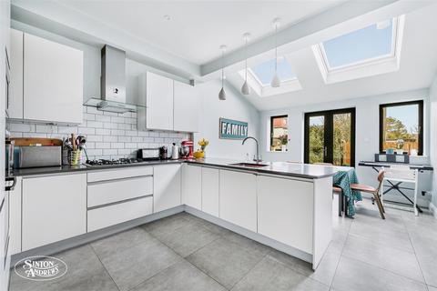 undefined, Northcroft Road, Northfields