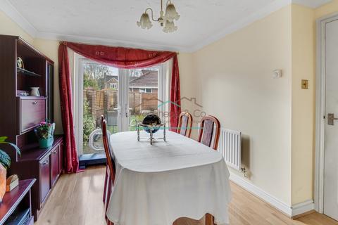 4 bedroom detached house for sale, Ashton Grove, Wellingborough, NN8 5ZA