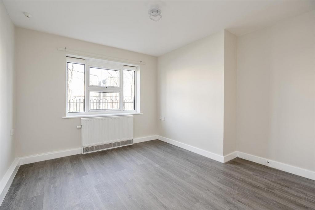 Flat 1 6.jpg