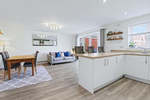 4 bedroom detached house for sale, Claypit Copse, Southampton SO31