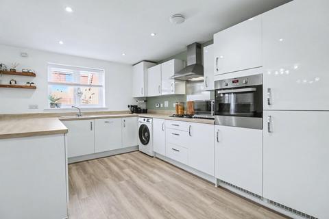 4 bedroom detached house for sale, Claypit Copse, Southampton SO31