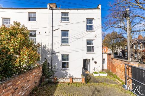 6 bedroom end of terrace house for sale, Berkeley Street, Cheltenham GL52
