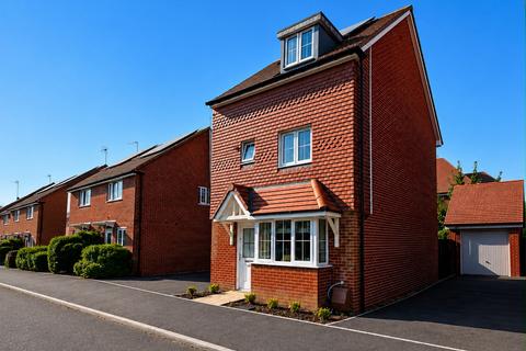 4 bedroom detached house for sale, Brougham Grove, Angmering, Littlehampton