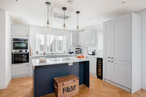 undefined, Verney Close, Lighthorne, Warwick