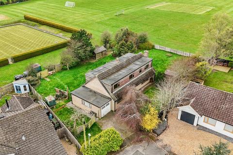 3 bedroom detached house for sale, Stanford Close, Northampton NN6