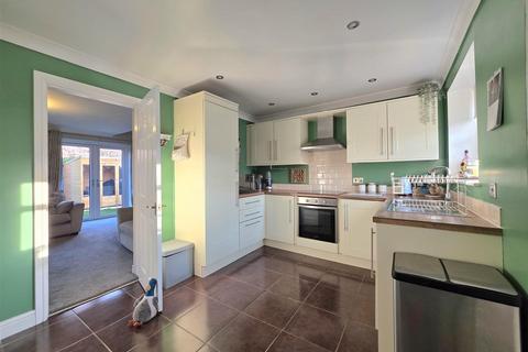 2 bedroom detached house for sale, Goxhill Avenue, Donington
