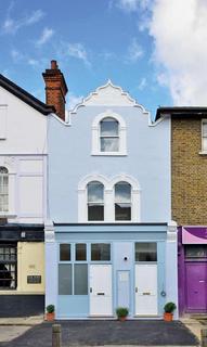 3 bedroom flat for sale, Merton Road, WANDSWORTH