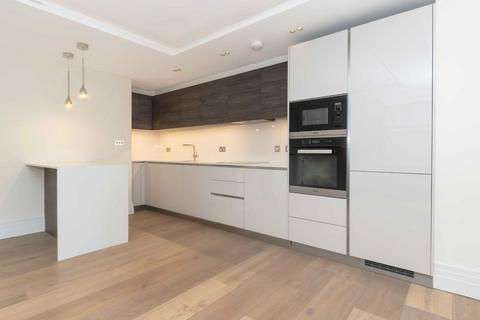 2 bedroom flat to rent, Kensington Gardens Square, London W2