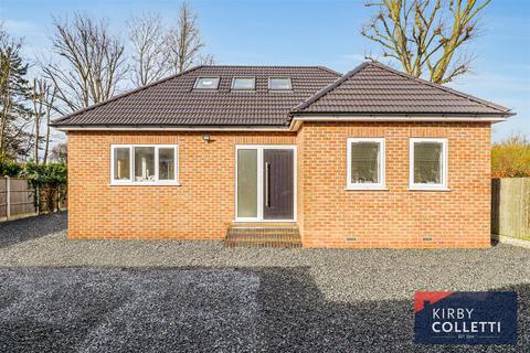 undefined, Holdbrook North, Waltham Cross