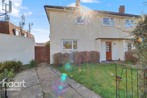 3 bedroom end of terrace house to rent, Sterne Close, Cambridge