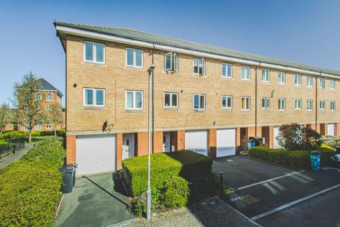 5 bedroom house of multiple occupation for sale, Saltash Road, Swindon, SN2 2EF