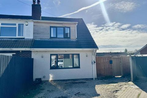 3 bedroom semi-detached house for sale, Blackbrook Close, Shepshed, Loughborough, Leicestershire, LE12 9LD