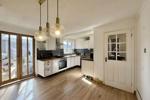 3 bedroom semi-detached house for sale, Blackbrook Close, Shepshed, Loughborough, Leicestershire, LE12 9LD