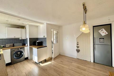 3 bedroom semi-detached house for sale, Blackbrook Close, Shepshed, Loughborough, Leicestershire, LE12 9LD