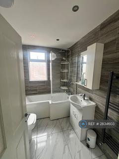 3 bedroom terraced house to rent, Beeley St, Salford, M6