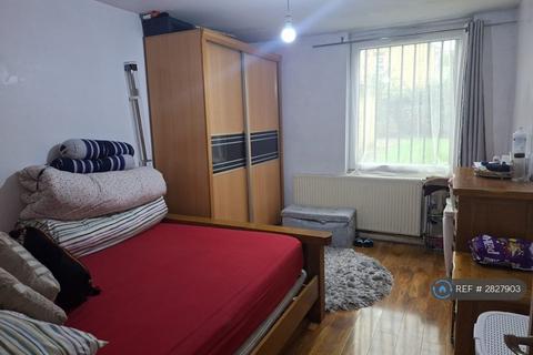 undefined, Carnarvon Road, London, E15