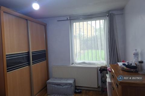 undefined, Carnarvon Road, London, E15