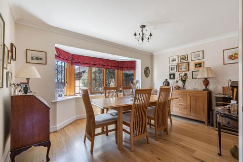 undefined, Groveside Close Bookham