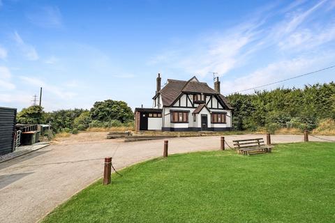 3 bedroom detached house for sale, Streatley Road, Luton LU3