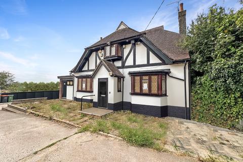 3 bedroom detached house for sale, Streatley Road, Luton LU3
