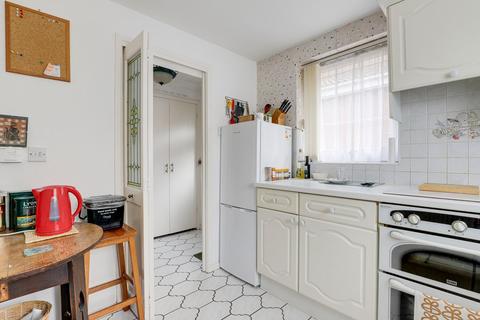 undefined, Russet Avenue, Nottingham NG4