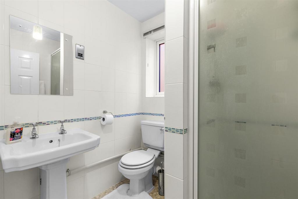 5 Clinkard Place, HP14 3 HQ-3.jpg