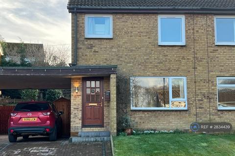 3 bedroom semi-detached house to rent, Hallcroft Park, Newbridge, EH28