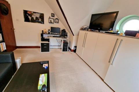 undefined, Inchmery Road, London, SE6
