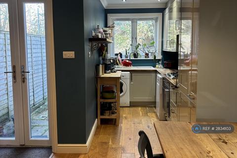 undefined, Queens Road, Southampton, SO15