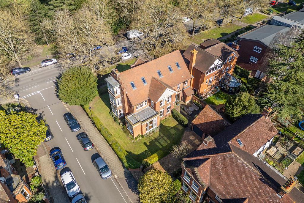 260318 - 26 Park Avenue, Bedford - 04.jpg