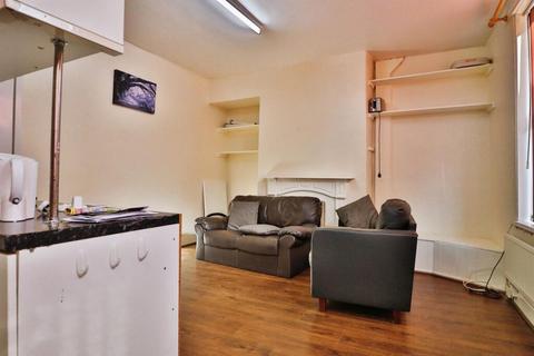 undefined, Kelsall Terrace, Leeds, LS6