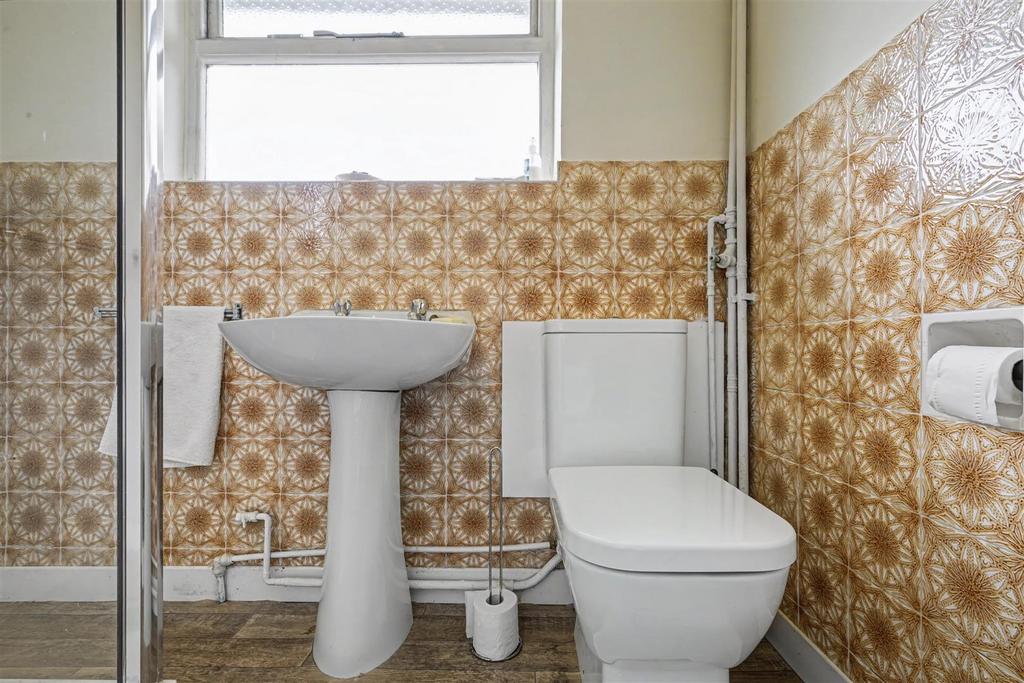 Shower Room 1 2.jpeg