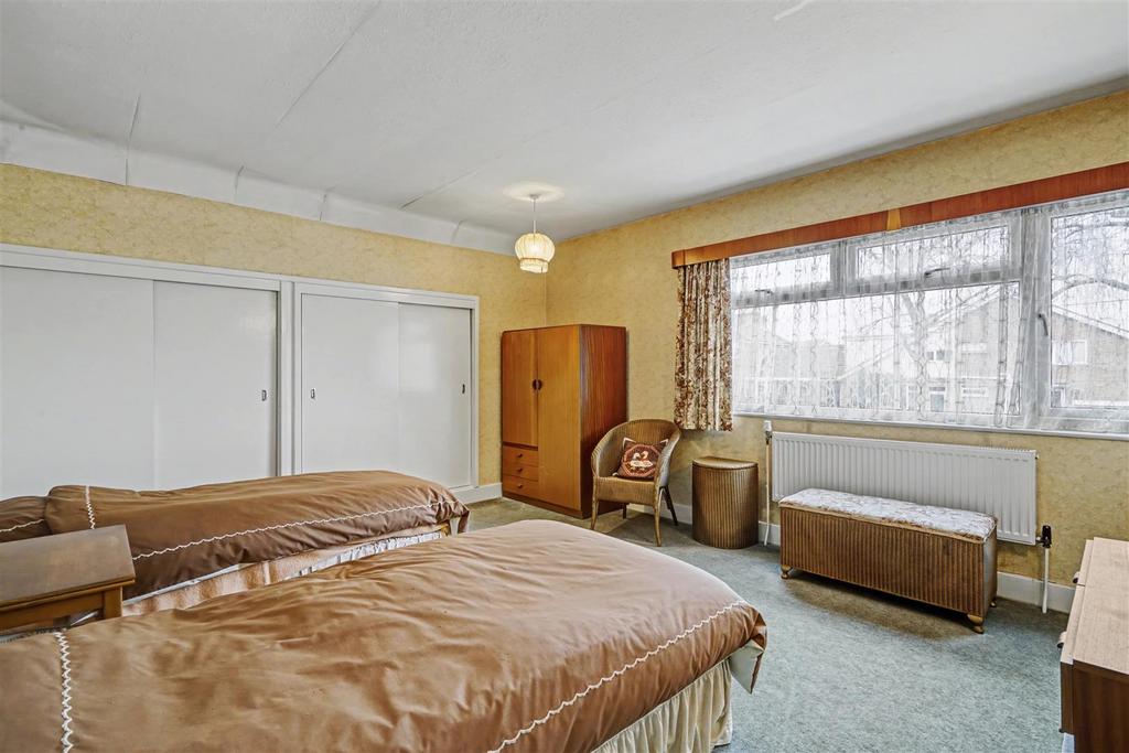 Bedroom 2 1.jpeg