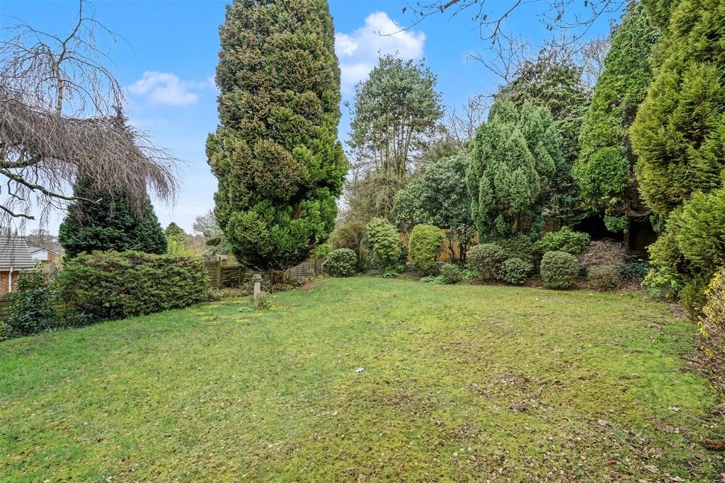 Garden 1 4.jpeg