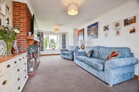 4 bedroom detached house for sale, Norwich Avenue, Stockton-On-Tees