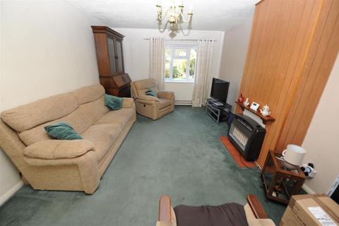 undefined, Ridgeview Gardens, Idlethorp BD10