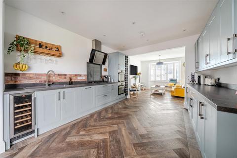 undefined, Lynhurst Avenue, Sticklepath, Barnstaple