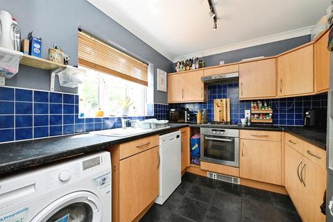 3 bedroom end of terrace house for sale, Landseer Drive, Downham Market